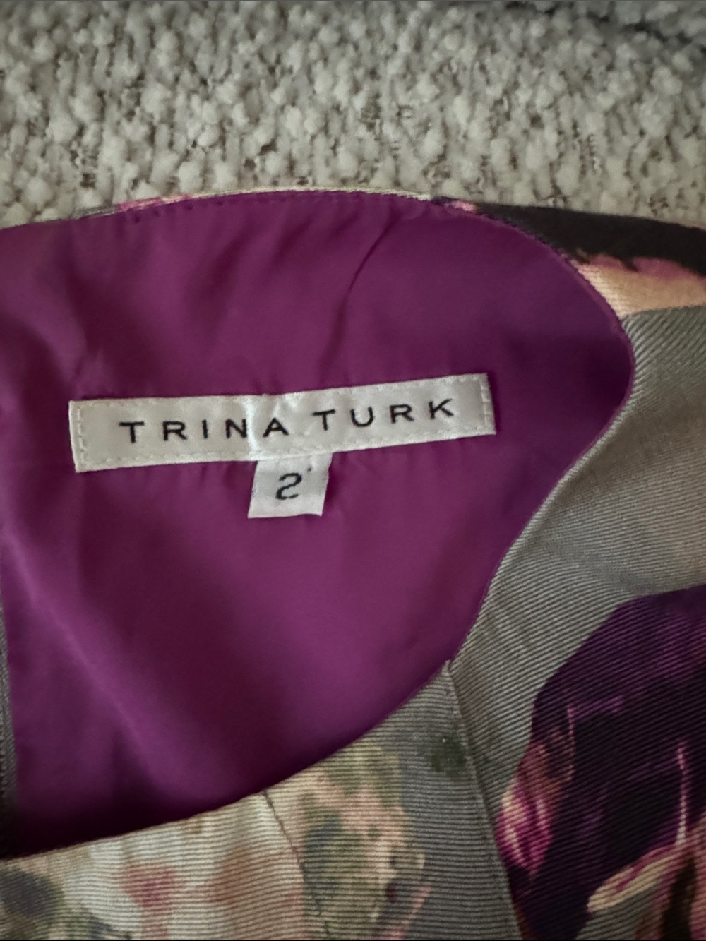 Trina Turk Cropped Floral Sleeveless Top Gray Purple Abstract Print Size 2 - Picture 4 of 5